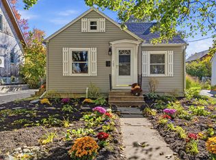 105 Edgeworth Ave, Portland, ME 04103