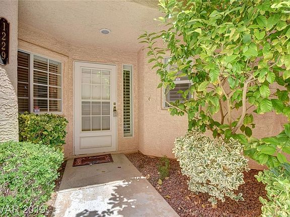 4th image of 5201 S Torrey Pines Dr Unit 1229