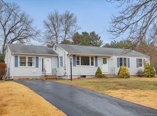 89 Fairlawn Rd, Glastonbury, CT 06033