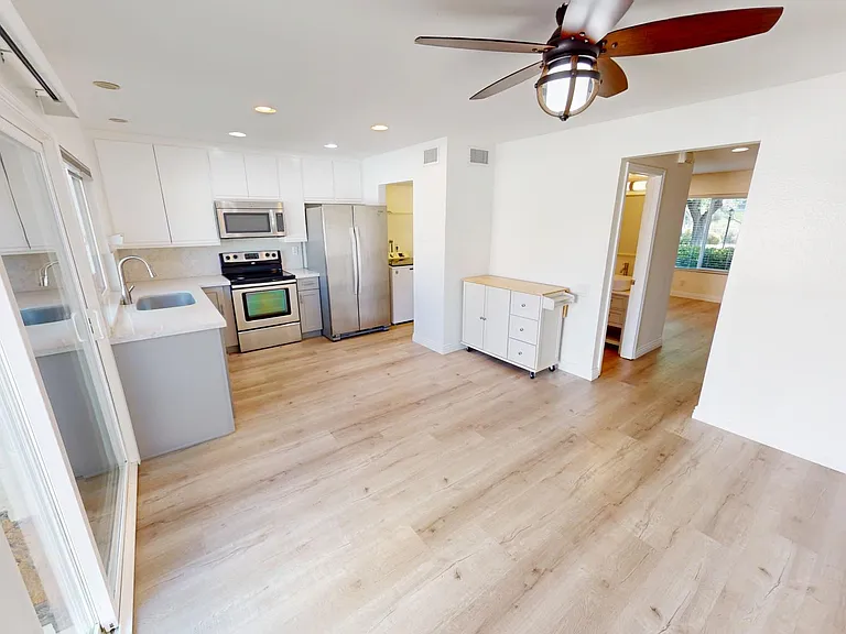 588 Rio Grande Cir — Photo 9