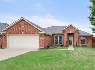 1419 Cowtown Dr, Mansfield, TX 76063