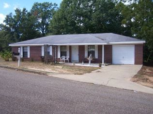 2 Myra Cir, Eufaula, AL 36027