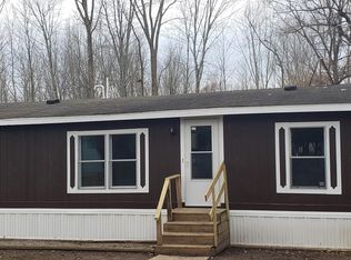 898 Kiowa Dr, Coldwater, MI 49036