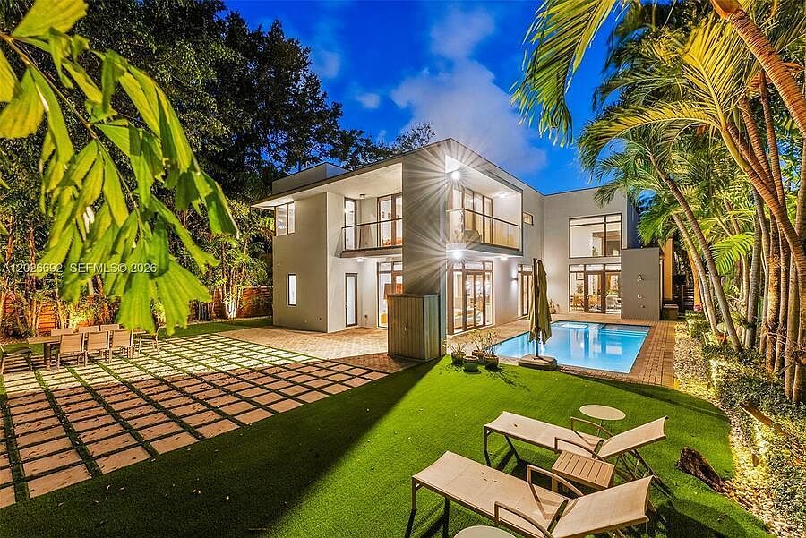 7621 SW 59th Ct, South Miami, FL 33143 | Zillow