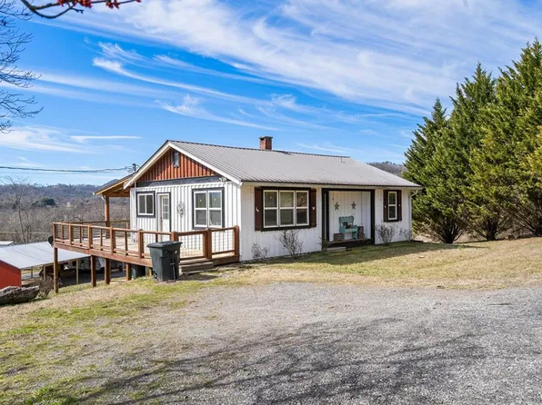 337 FIRES CREEK RD, Hayesville, NC 28904