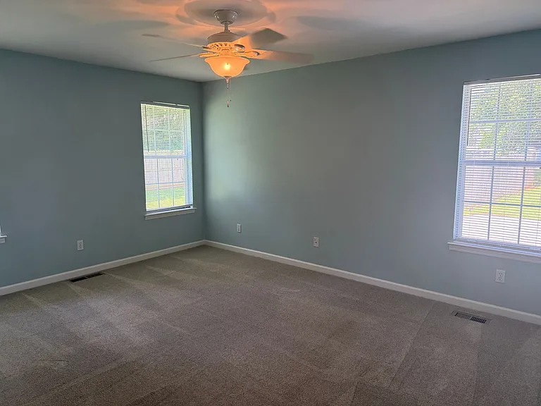 8900 Fox Glen Dr — Photo 19