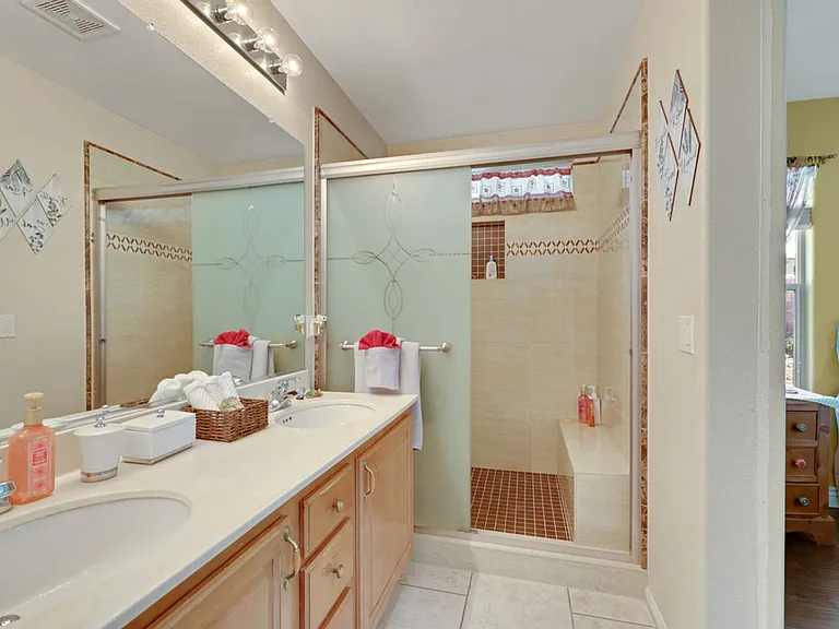 11256 Albergotta Ct — Photo 17