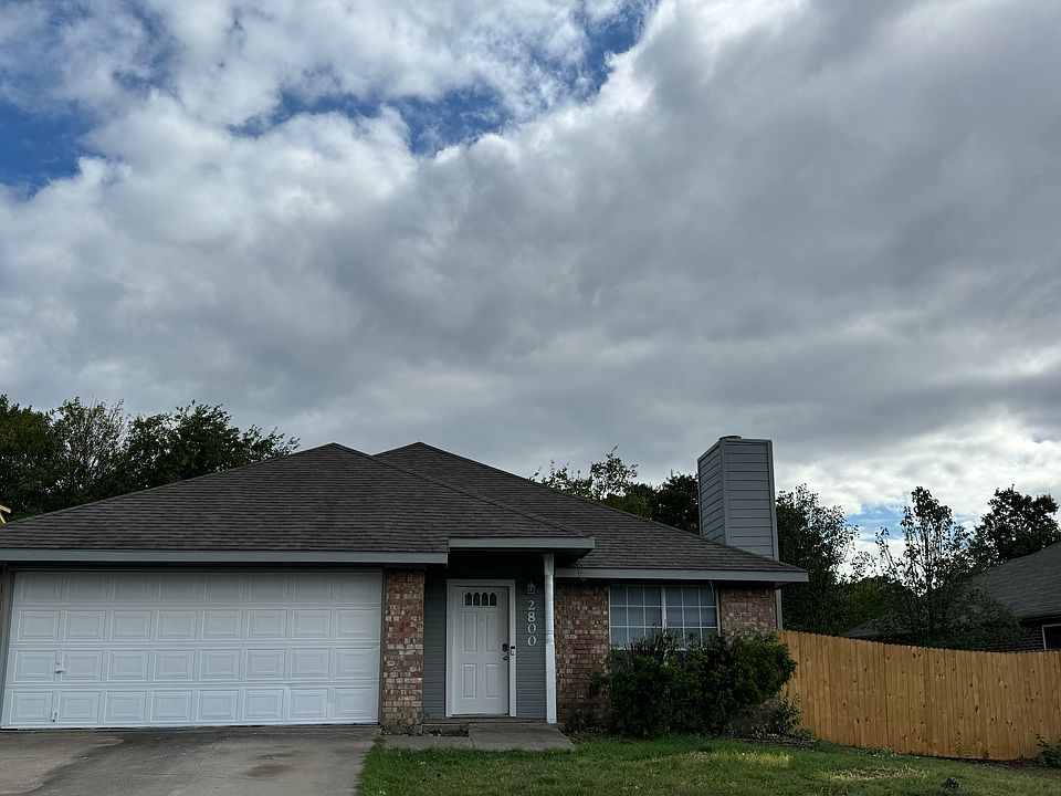 1st image of 2800 Beverly Dr