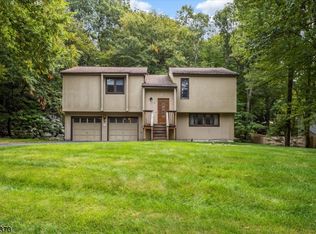 72 Vreeland Rd, West Milford, NJ 07480