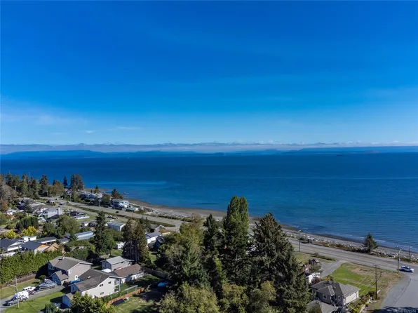 3943 Dillman Rd, Strathcona, BC V9H 1H5