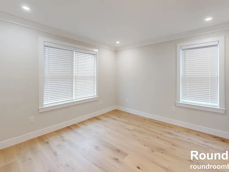 9 Everett St #4 — Photo 6