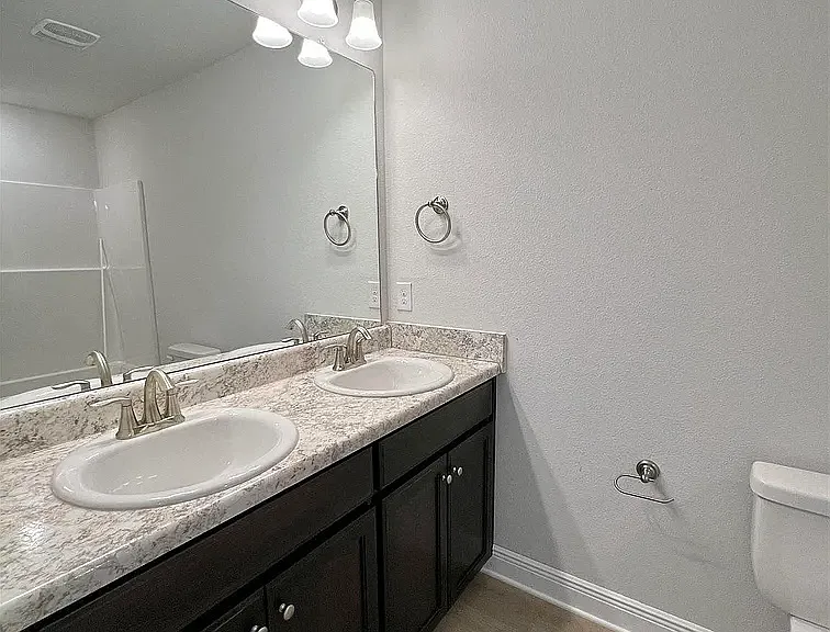 6045 Brylex Ln — Photo 4