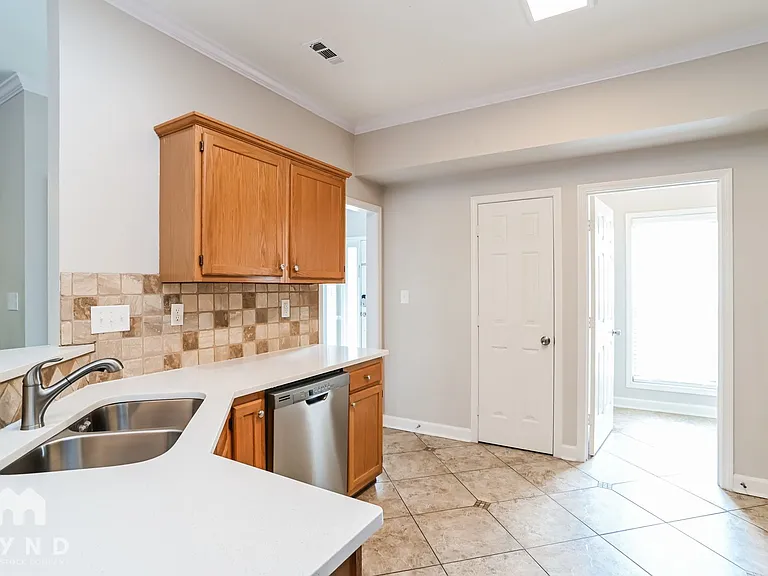 7321 Rothmore St — Photo 3