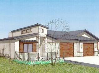 100 E Maplewood Ln, Raymore, MO 64083