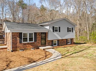 3914 22nd St NE, Hickory, NC 28601