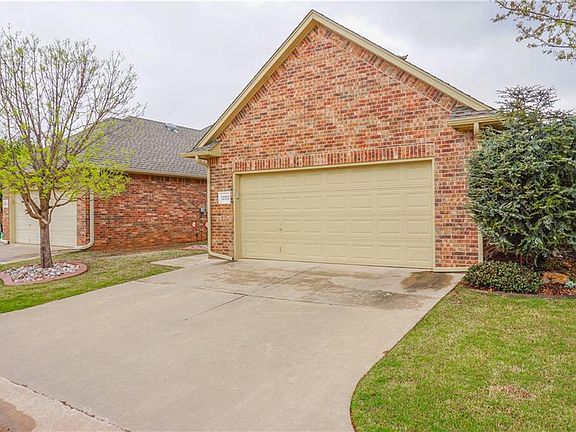 3rd image of 12312 Shorehan Ct