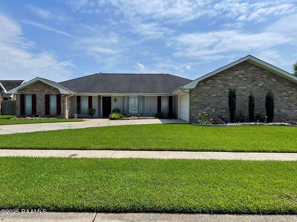 1st image of 409 W Governor Miro Dr