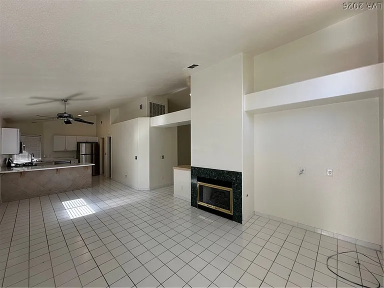 7872 Mount Whitney Cir — Photo 5