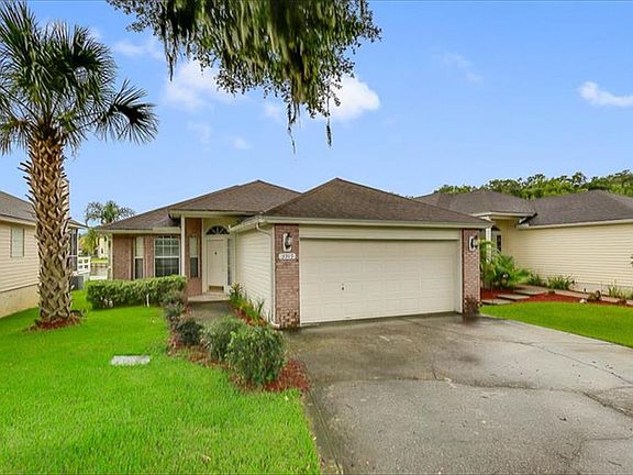 2nd image of 3915 Arbor Lake Dr W