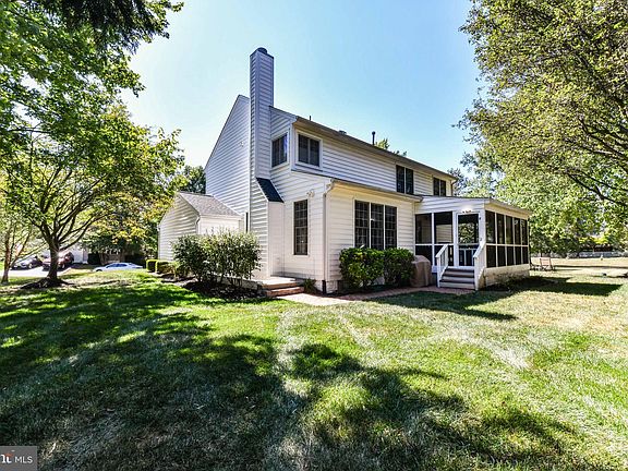 5th image of 43047 Weatherwood Dr