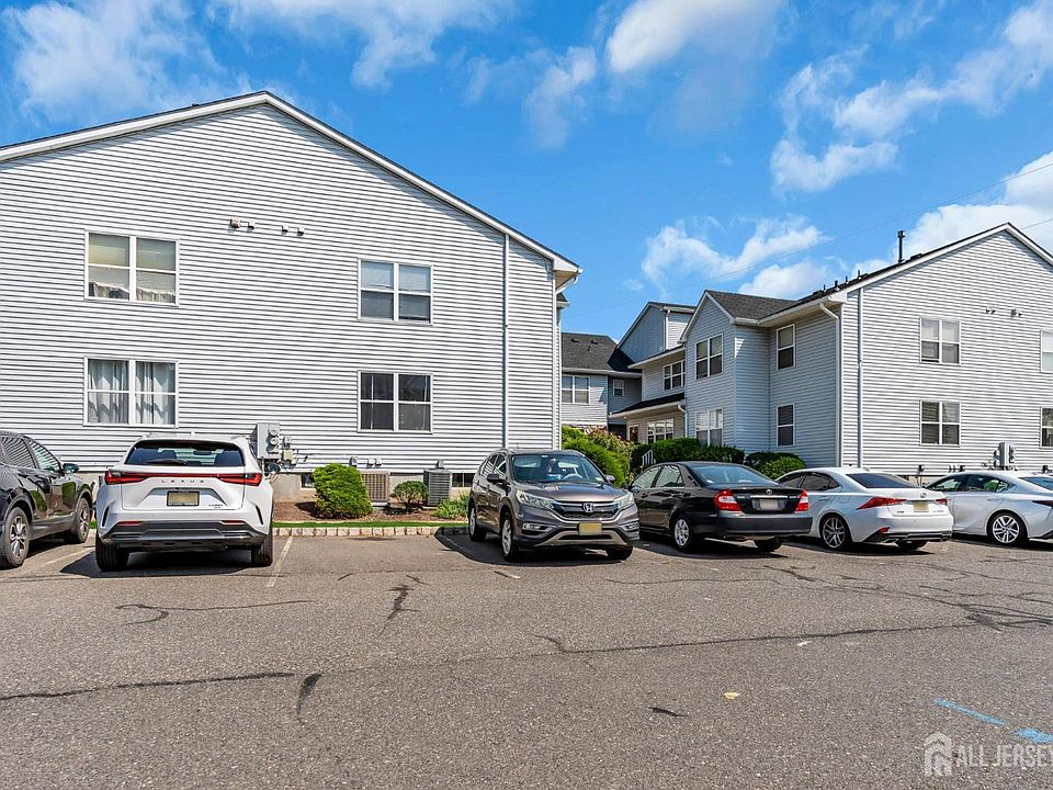 1st image of 189 Bexley Ln