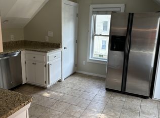 100 Lakewood St #2, Worcester, MA 01603