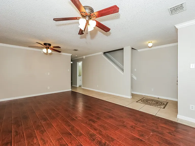 3115 Teodoro Dr — Photo 7