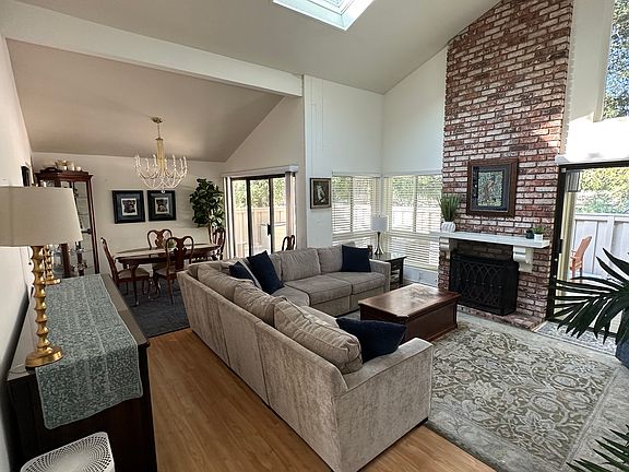 5th image of 125 Alta Mesa Ct #125