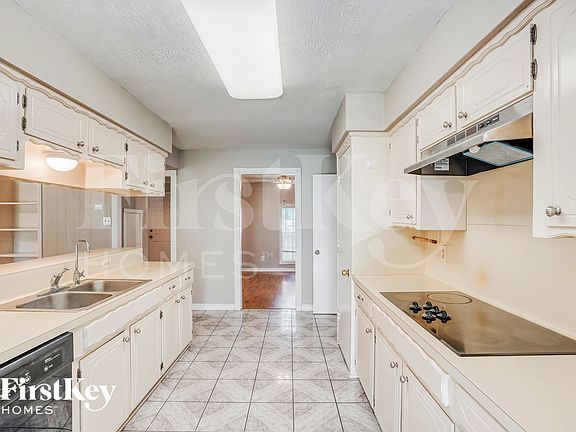 5th image of 25115 Burrard St