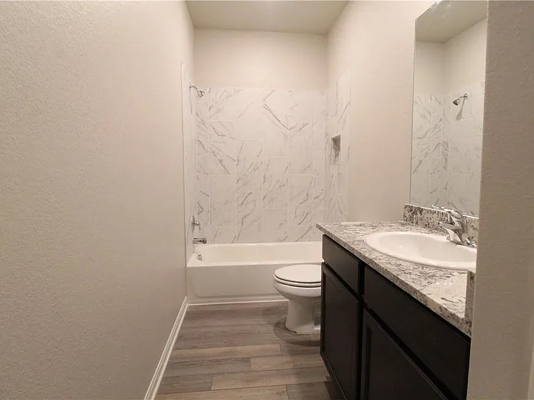 509 Washington Dr — Photo 9