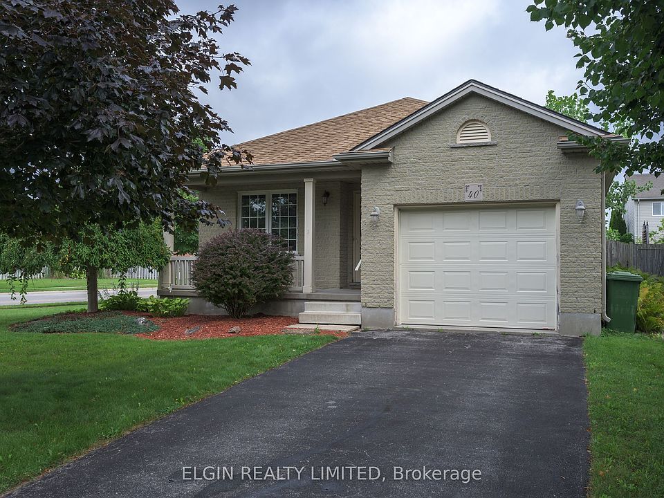 1st image of 40 Schreyer Dr