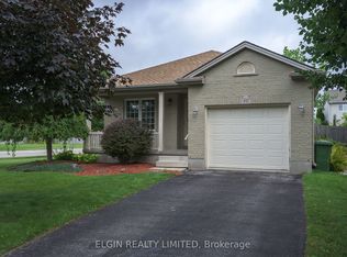 40 Schreyer Dr, Saint Thomas, ON N5R 6G9