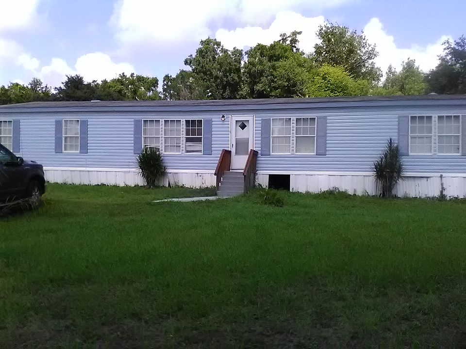 1st image of 120 Barberry Dr
