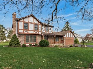 99 Old English Dr, Rochester, NY 14616