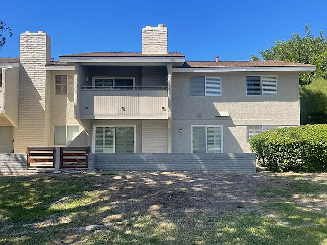 4 bed, 2.5 bath, 2268 sqft, $7,000 — Photo 3
