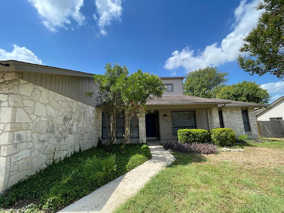 1st image of 2322 Park Cir