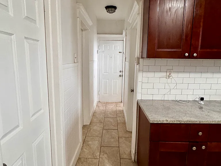 181 Princeton Ave #3 — Photo 3