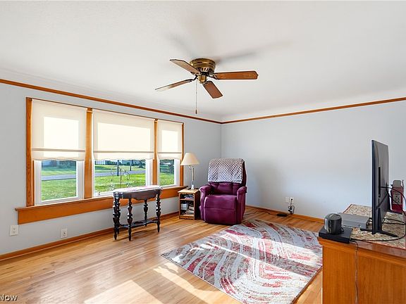 5th image of 7851 N Boyden Rd