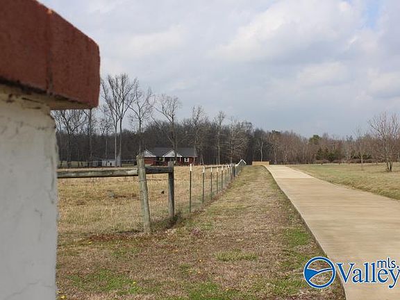 3rd image of 2490 County Road 505