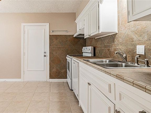 4th image of 2622 41st Ave N