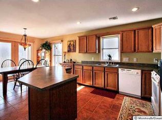 66 Day Ave, Middletown, NJ 07748