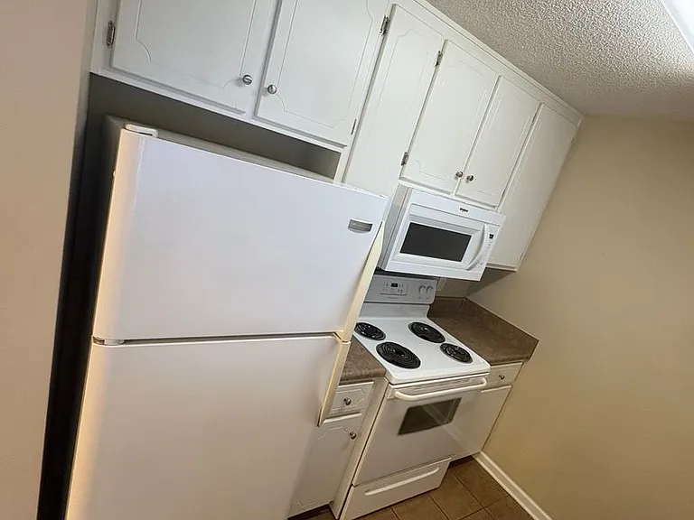 115 Wakefield Way — Photo 3