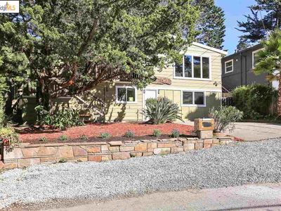 6921 Sayre Dr, Oakland, CA, 94611