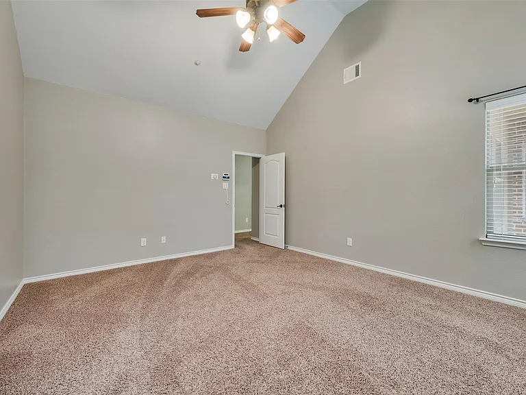 4281 Comanche Dr — Photo 8