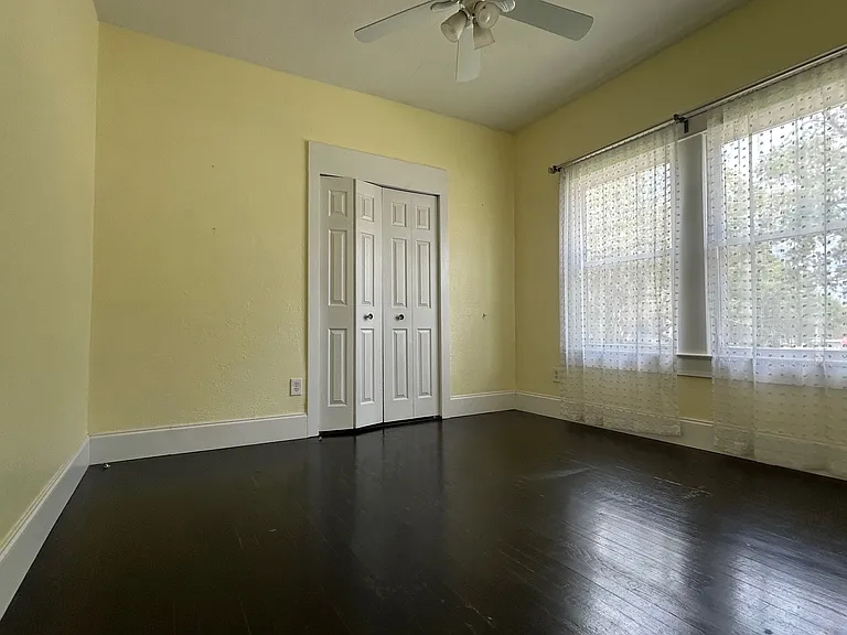 419 E Belmar St — Photo 11