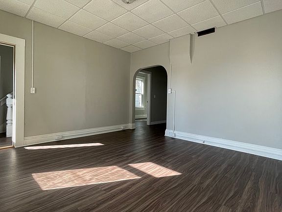 3rd image of 1715 Wood St #1715