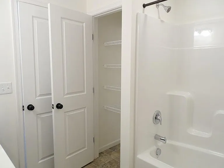 3 Broken Arrow Dr — Photo 12