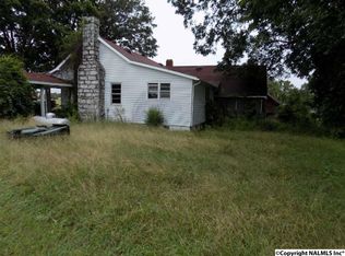 1050 Old Winchester Rd, New Market, AL 35761