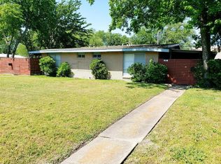 703 Royal Crest Dr, Richardson, TX 75081