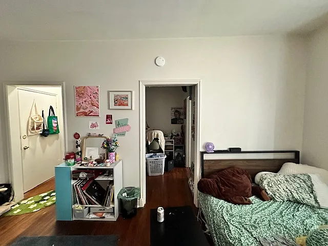 118 1/2 S Dubuque St #8 — Photo 6